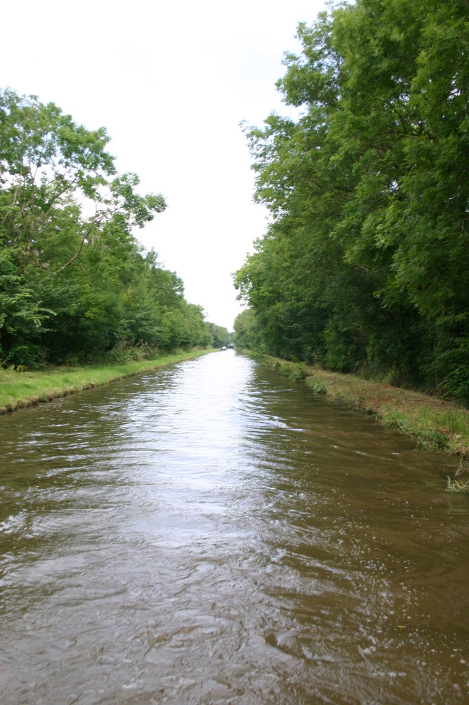 Would you think this is a huge embankment carrying you over a large valley?