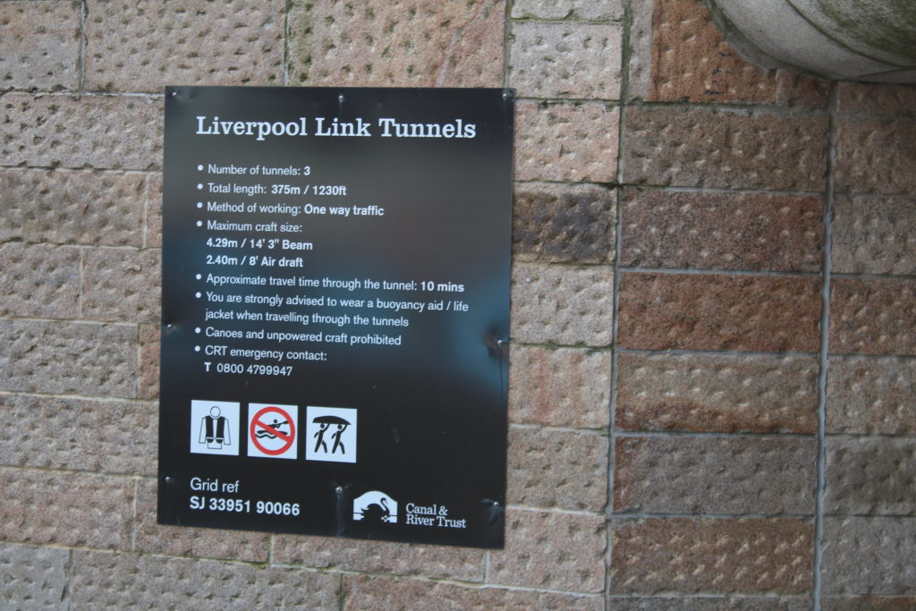 Tunnel Notice at Mann Island Basin