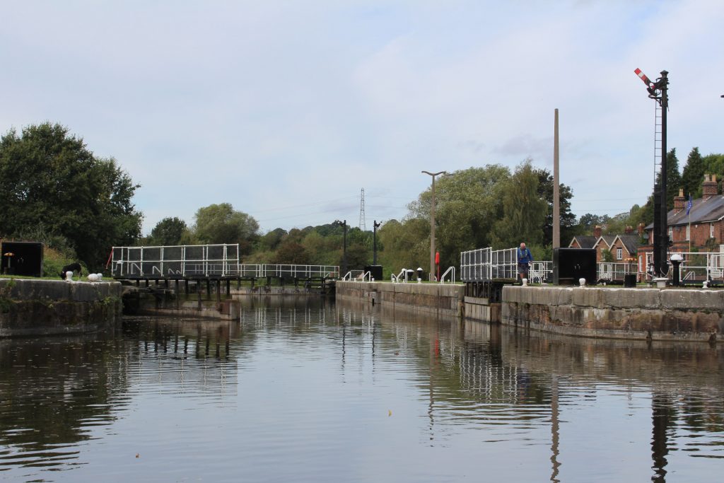 Saltersford Locks